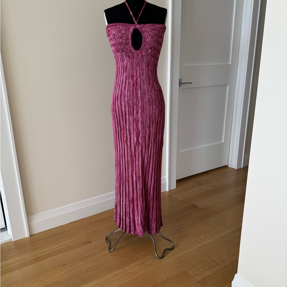 Elegant Pink Halter Maxi Dress